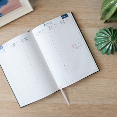 Határidőnapló agenda Standard B/5, heti fehér lapokkal kék Bluering® 2027. Határidőnapló agenda Standard B/5, heti fehér lapokkal kék Bluering® 2027.