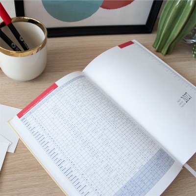Határidőnapló agenda Standard B/5, napi fehér lapokkal bordó Bluering® 2027. Határidőnapló agenda Standard B/5, napi fehér lapokkal bordó Bluering® 2027.