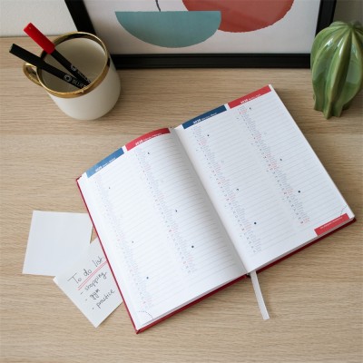 Határidőnapló agenda Standard B/5, napi fehér lapokkal kék Bluering® 2027. Határidőnapló agenda Standard B/5, napi fehér lapokkal kék Bluering® 2027.
